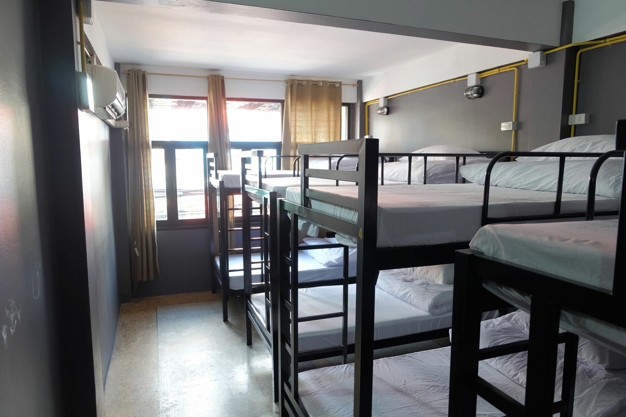 Bts Khaosan Hostel Бангкок Экстерьер фото