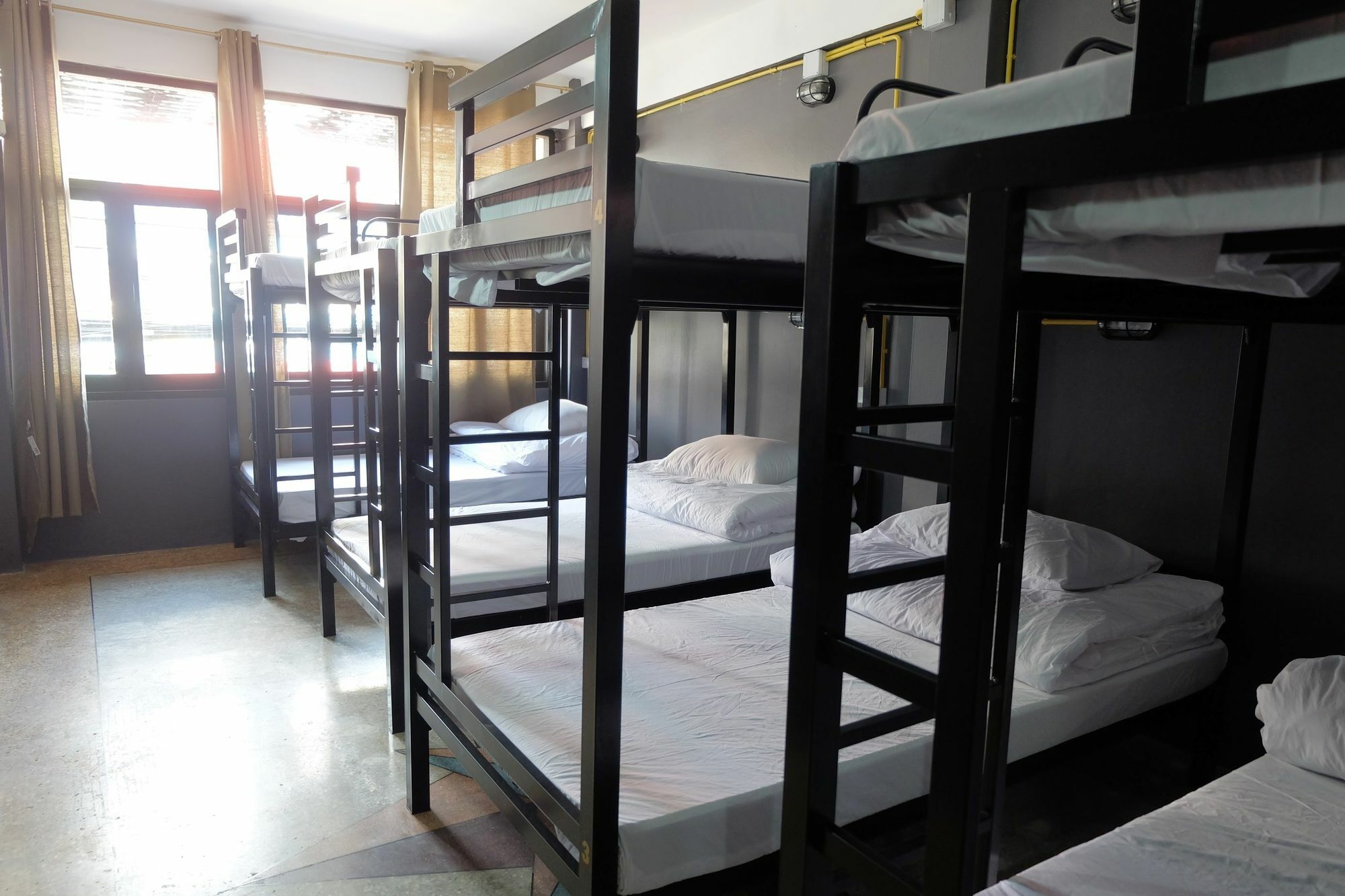 Bts Khaosan Hostel Бангкок Экстерьер фото